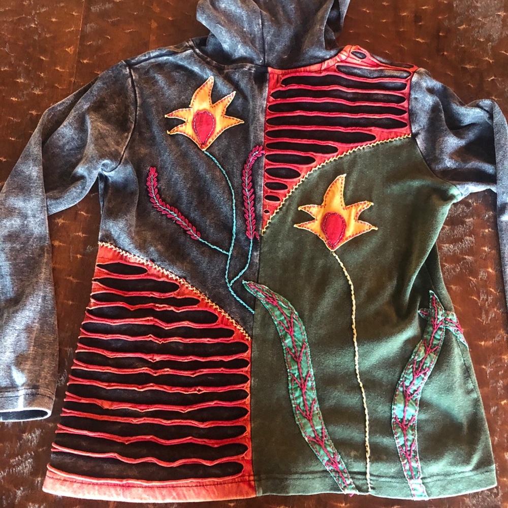 Women’s sweatshirt